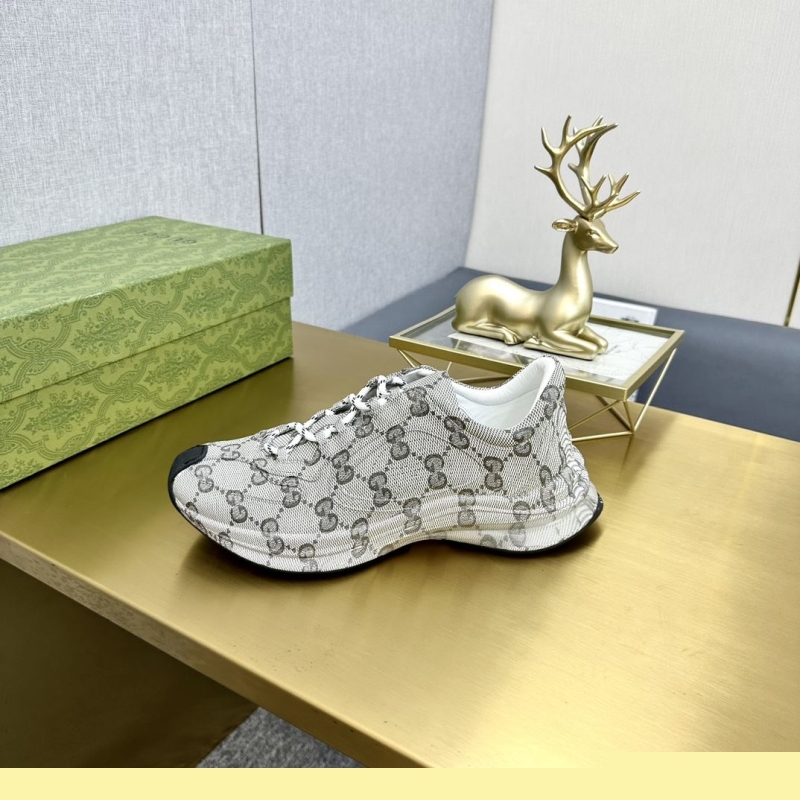 G*u*i casual shoes